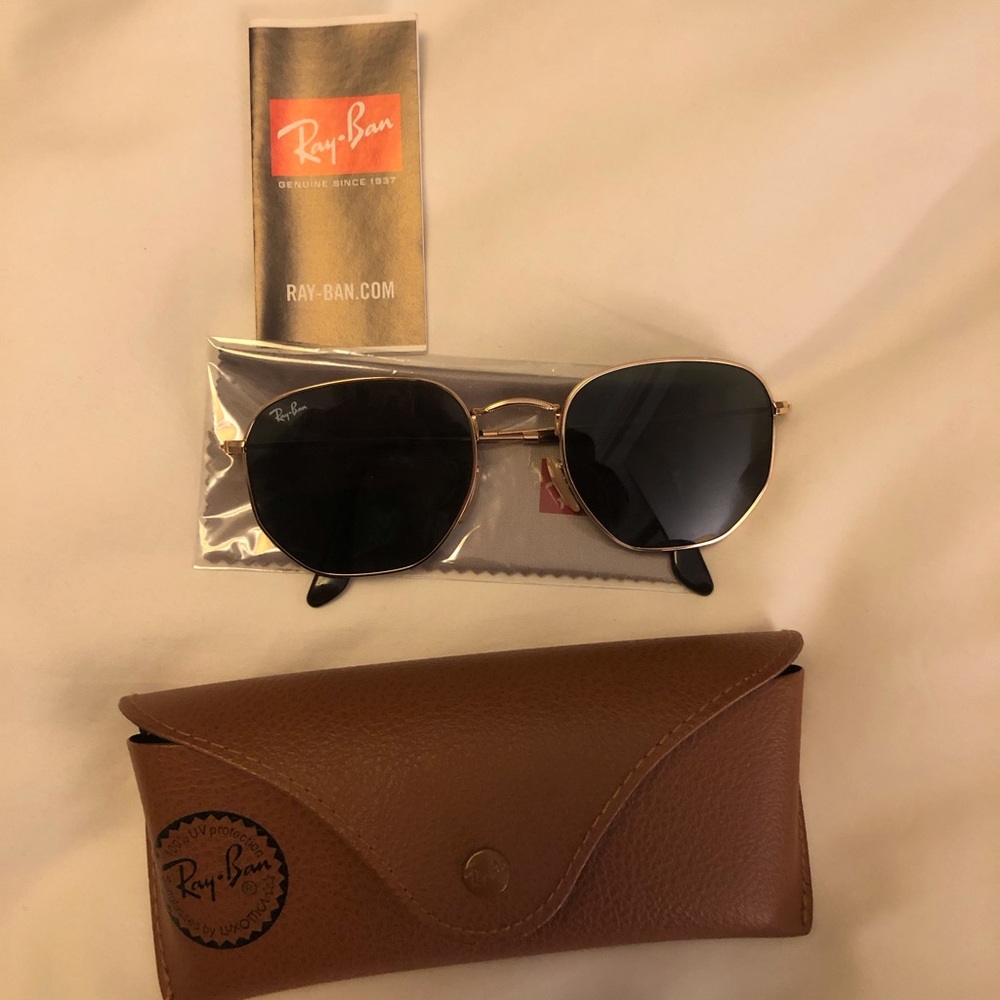 Ray Ban Large Classic Gold Hexagonal Flat Lenses